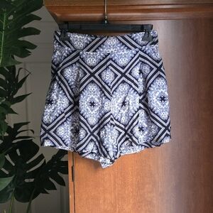 H&M Blue and Black Patterned Cloth Shorts